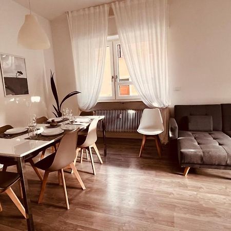 White House Lounge Supreme Apartment 乌迪内 外观 照片